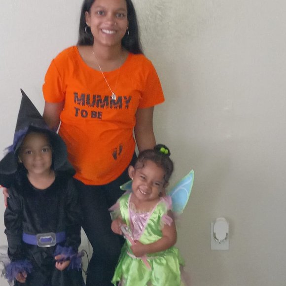 Meet your Posher, Shawna - Picture 1 of 1